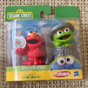 Sesame Street Oscar & Elmo Figures